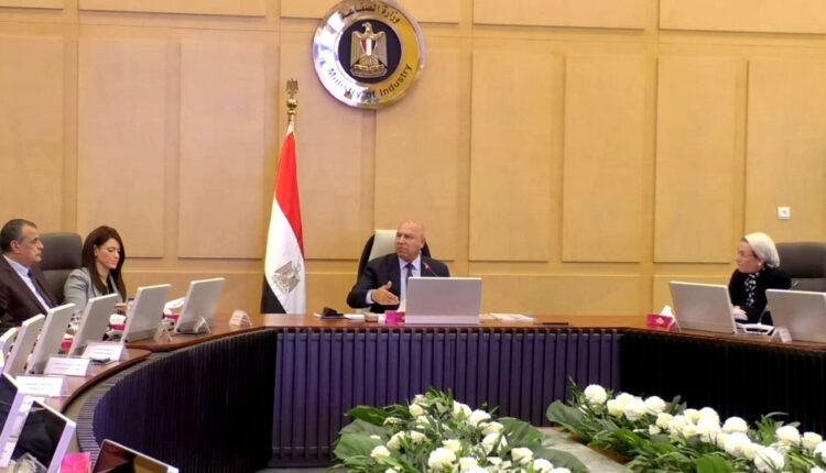 كامل الوزير: إنشاء منصة مصر الرقمية الصناعية للتسهيل على المستثمرين