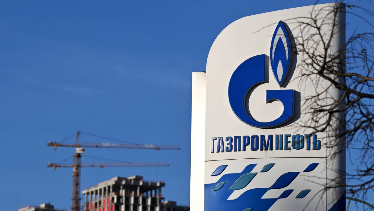 روسيا تسعى لدمج روسنفت مع غازبروم ولوك أويل