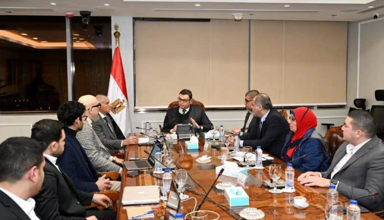 وزير الإسكان يطالب مسئولي منصة مصر العقارية بوضع رؤية واضحة وأهداف محددة يمكن تطبيقها