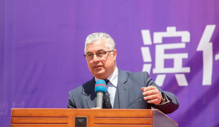 بيفار الصينية تضع حجر أساس مصنع لإنتاج الكلور القلوي في السخنة باستثمارات 500 مليون دولار