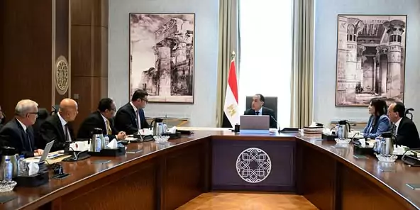 مدبولي: منظومة المياه والصرف أولوية لمواكبة التنمية لتلبية احتياجات التوسعات العمرانية بشرق وغرب القاهرة