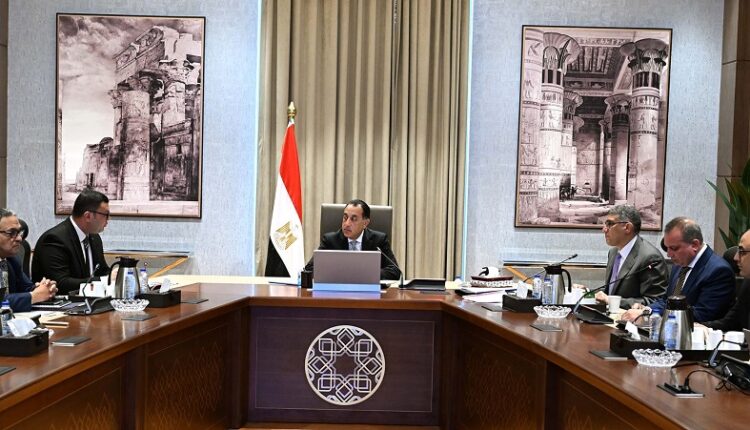 رئيس الوزراء: رؤية شاملة ومتكاملة لتطوير المناطق غير المخططة ورفع كفاءتها