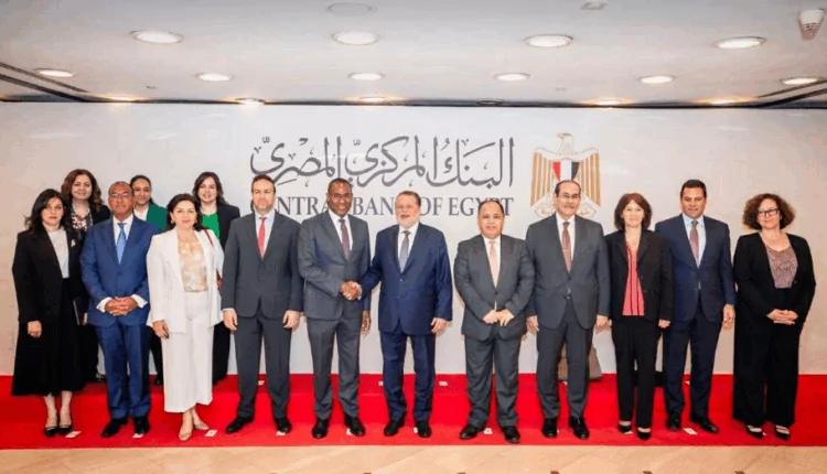 محافظ البنك المركزي يستقبل نائب المدير العام لصندوق النقد الدولي