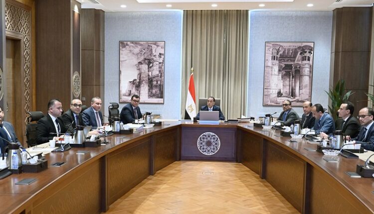 رئيس الوزراء يتابع إجراءات طرح إدارة وتشغيل مشروع "حدائق تلال الفسطاط"
