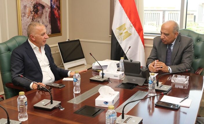 وزير الكهرباء يبحث مع السويدي إليكتريك التعاون في مجالات خفض الفقد والتوزيع