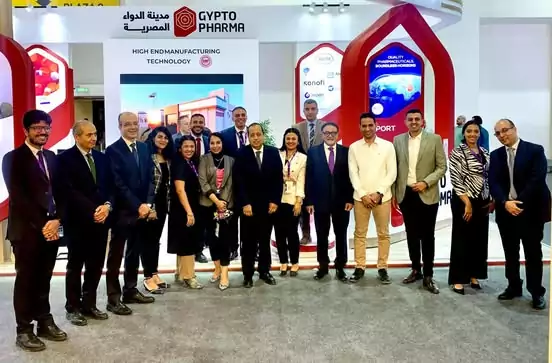 عمرو ممدوح: التعاون بين الحكومات والقطاع الخاص السبيل لتعزيز الأمن الدوائي الإفريقي