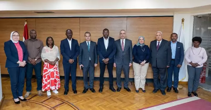 البنك الزراعي المصري يستقبل وفدا أنجوليا لتعزيز التعاون ونقل خبراته في تنمية الزراعة