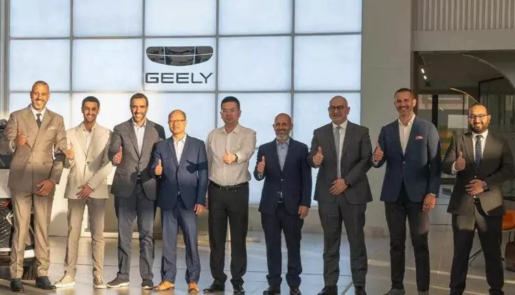 زيارة رسمية من قيادات جيلي العالمية إلى شركة أوتوموبيليتي