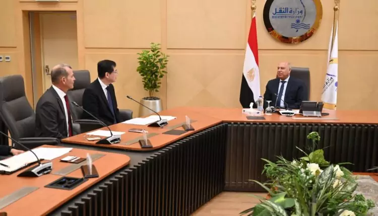 خلال الاجتماع
