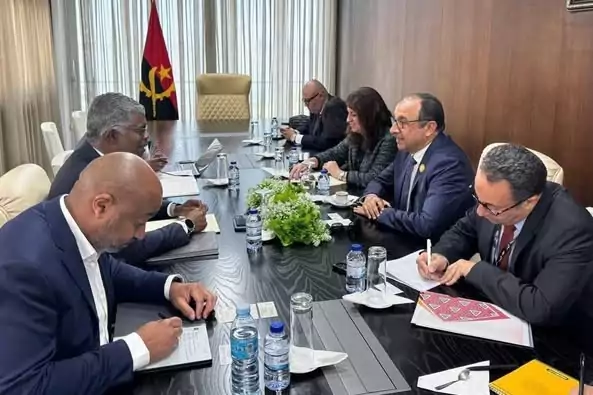وزير قطاع الأعمال: الشركات المصرية مستعدة لتعزيز تواجدها بالسوق الأنجولية ونقل الخبرات