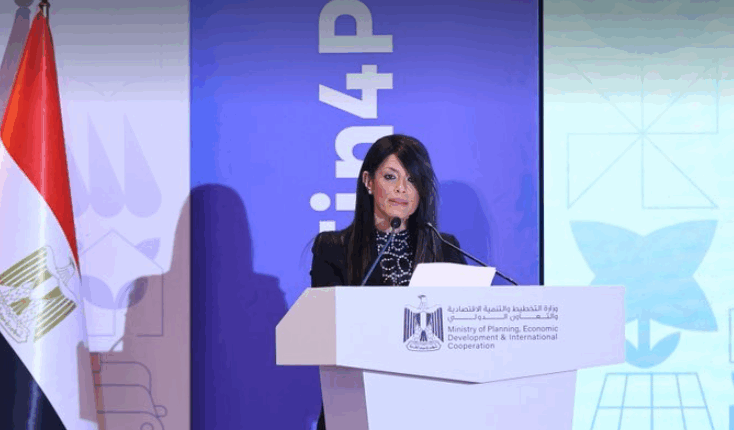 التخطيط: 6 اتفاقيات بين الحكومة والقطاع الخاص وشركاء التنمية في الطاقة والصناعات الخضراء