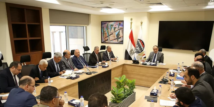 وزير قطاع الأعمال: الاستغلال الأمثل للأصول وتعظيم العوائد لدعم خطط التحديث والتطوير