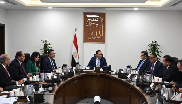 رئيس الوزراء يتابع جهود تطوير صناعة السكر في مصر وتعزيز الإنتاج المحلي