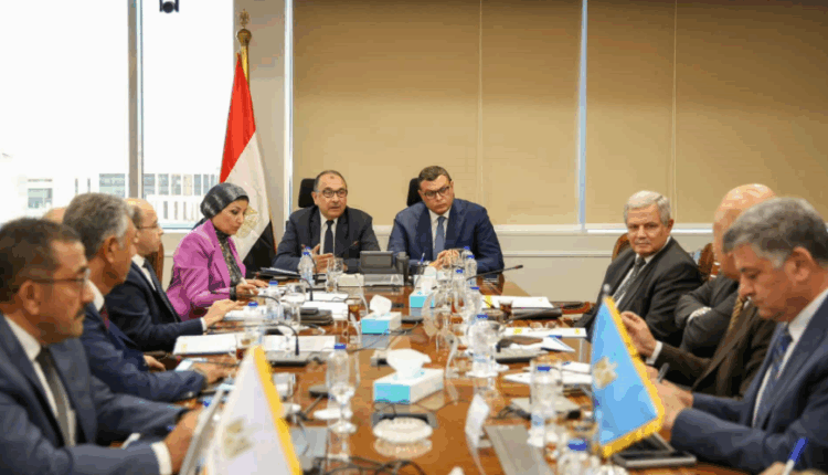 وزيرا قطاع الأعمال والإسكان يبحثان مستجدات تطوير عدد من الأصول وموقف المشروعات المشتركة