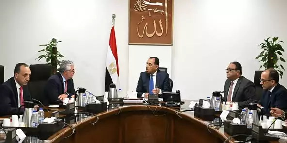 مدبولي يتابع مع رئيس اقتصادية قناة السويس نتائج زيارة الصين ومشروعات جديدة بقيمة 8.6 مليار دولار