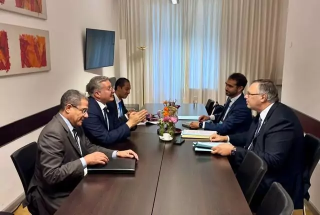 وزير البترول يبحث مع رئيس توتال إنرجيز الفرنسية زيادة الإنتاج وفرص الاستكشاف الجديدة بالمتوسط