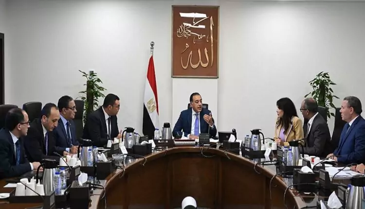 رئيس الوزراء يوجه بتحفيز الشركات الكبرى على توطين صناعة محطات تحلية المياه