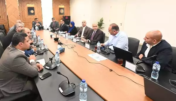 وزير الإسكان يبحث مع فاوندرز موقف تسويق ومبيعات المشروعات بالعاصمة والقاهرة الجديدة
