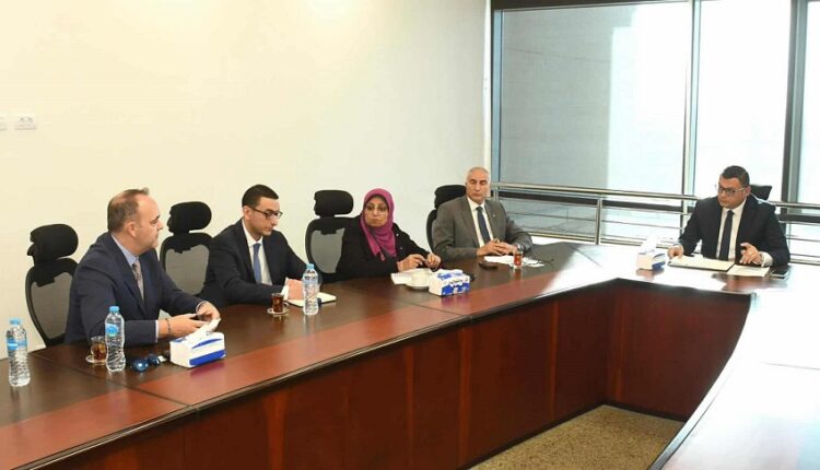 وزير الإسكان يبحث التنسيق والتعاون المشترك حول مؤتمر ومعرض "سيتي سكيب مصر"