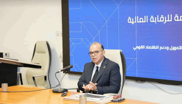 رئيس الرقابة المالية يستعرض الفرص المتاحة بالقطاع غير المصرفي مع السفراء المنقولين للعمل بالخارج