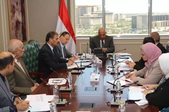 وزير الكهرباء: فصل المصرية لنقل الكهرباء عن القابضة يفتح المجال للاستثمار الخاص ويضمن كفاءة الشبكة