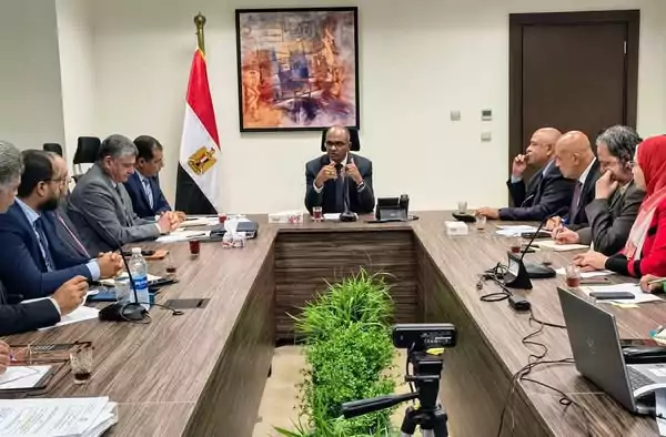 نائب وزير الإسكان: نسعى لاستغلال كامل إنتاج محطة تحلية العين السخنة ووصول المياه بكفاءة لجميع المناطق