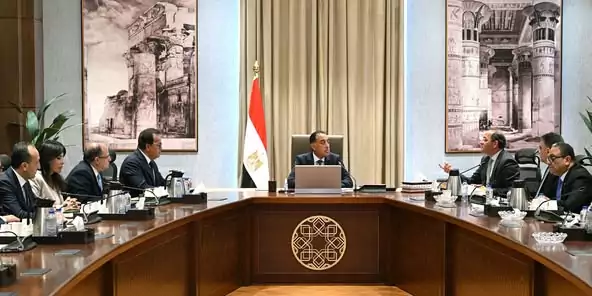 رئيس الوزراء: توطين الصناعة أولوية لتحقيق التنمية وتقليل الاعتماد على الواردات