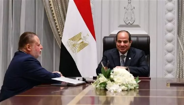 عاجل.. الرئيس السيسي يجتمع مع محافظ البنك المركزي