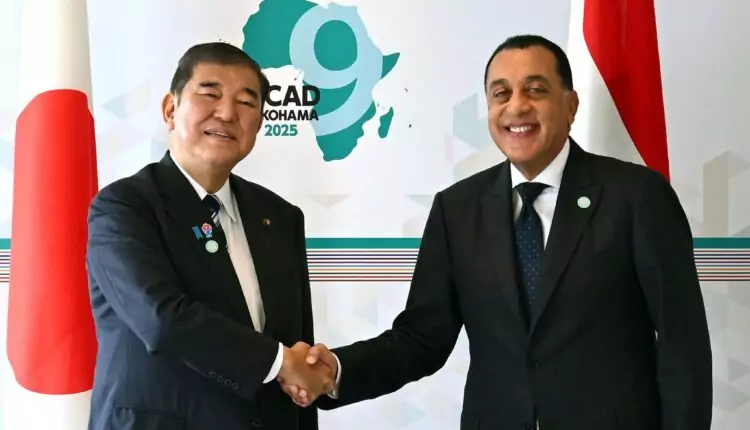 الدكتور مصطفى مدبولي مع رئيس الوزراء الياباني