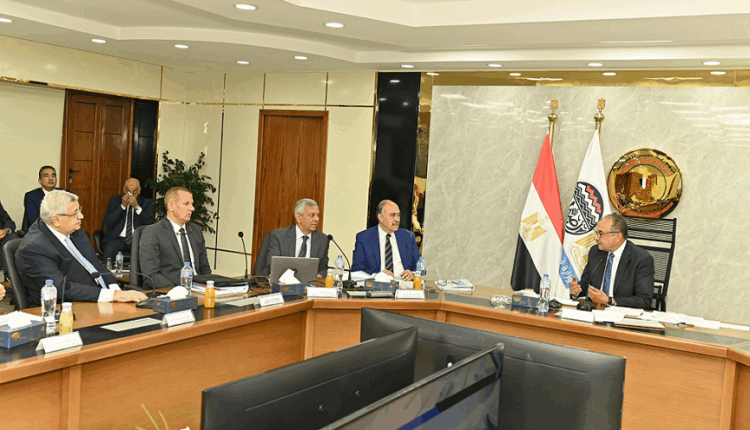القابضة للأدوية تعتمد موازنة 2025-2026 بإيرادات مستهدفة 18 مليار جنيه
