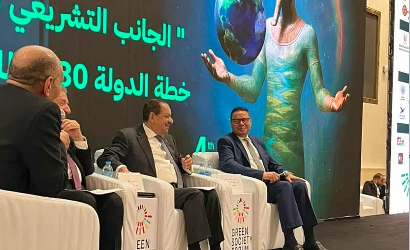فخري الفقي: مصر تستهدف رفع نسبة الاستثمارات الخضراء إلى 50% بحلول 2026