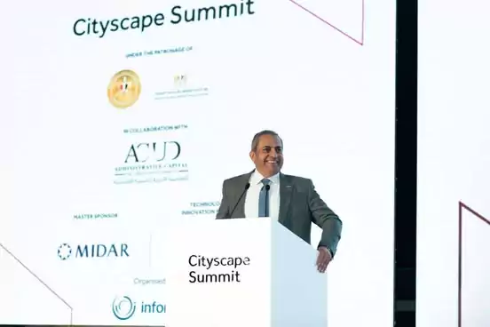 خالد عباس: إطلاق أول برنامج للترخيص الإلكتروني في العاصمة الجديدة خلال شهر