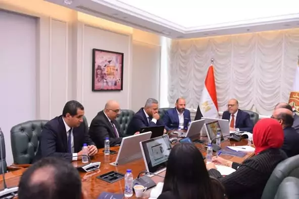 وزير العمل يوجه بإعداد برنامج إلكتروني لإدارة انتخابات النقابات العمالية 2026 – 2030