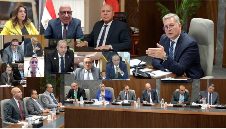 كريم بدوي: تطوير شبكة أنابيب نقل البترول المكرر لتأمين احتياجات السوق