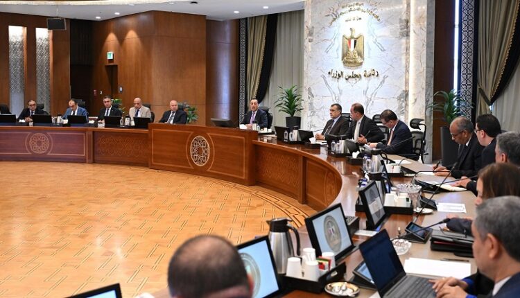 رئيس الوزراء: تقديم مختلف التيسيرات المطلوبة لصناعة الأسمدة الزراعية