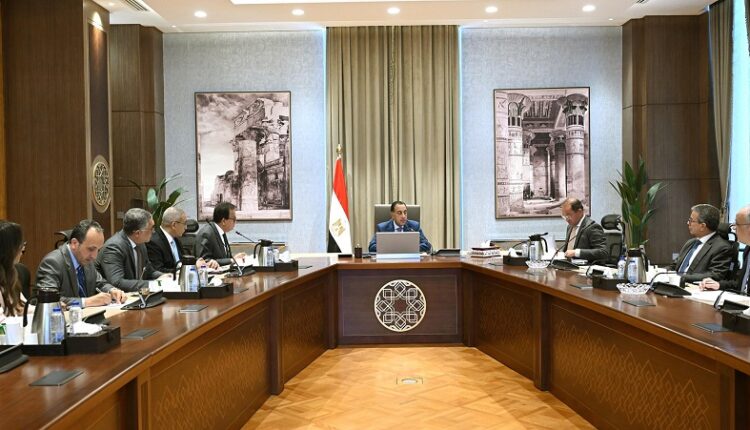 الحكومة تعمل على تفعيل منظومة متكاملة من الحوافز الاستثمارية لقطاع الرعاية الصحية