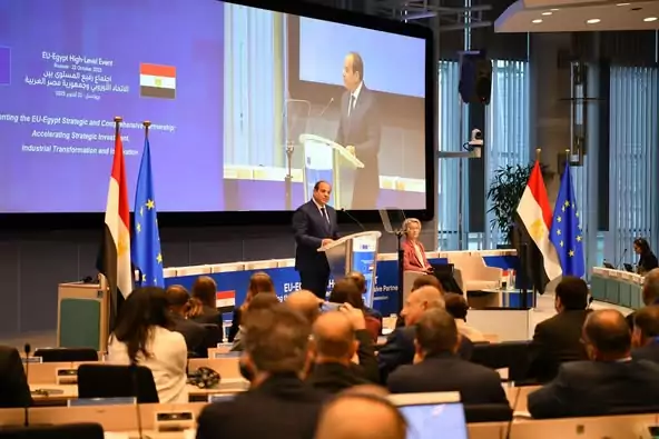 السيسي: القمة المصرية الأوروبية محطة جديدة لتعزيز الشراكة الاستراتيجية بين القاهرة وبروكسل