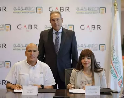 البنك الأهلي المصري يدعم مشروع إعادة تأهيل الشعاب المرجانية بالبحر الأحمر بـ 8.5 مليون جنيه
