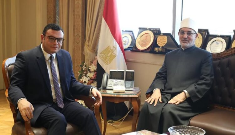 وزير الإسكان: تخصيص مقرات لدار الإفتاء بالمدن الجديدة ودعم دورها في نشر الوعي الديني