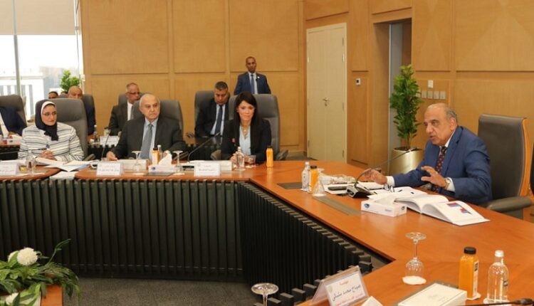 المصرية لنقل الكهرباء تستهدف 45 مليار جنيه استثمارات خلال 2026/2025