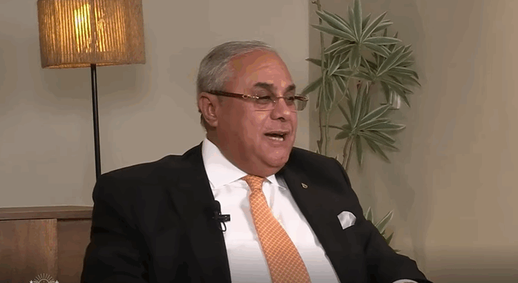 د. هاشم السيد: أتوقع بدء عمل وحدة الشركات المملوكة للدولة مطلع يناير 2026