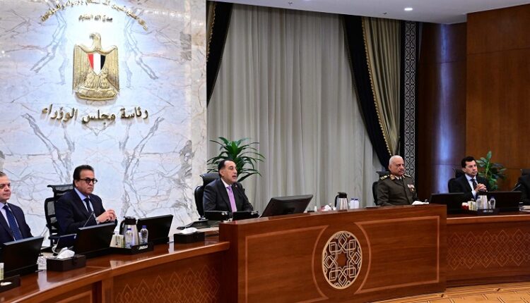 الحكومة تطرح قطعتي أرض على المستثمرين لإقامة ميناء جاف ومنطقة لوجيستية