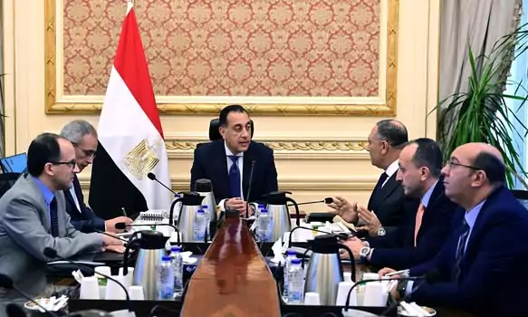 الحكومة تتابع خطط تخصيص مواقع محطات تحلية المياه حتى عام 2050