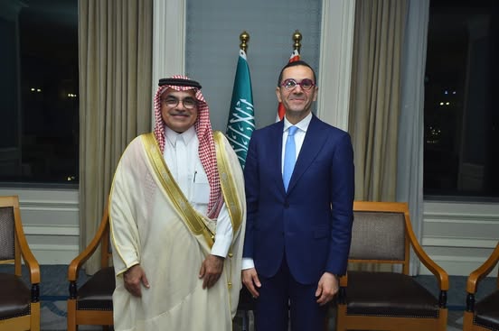 الخطيب: مصر حريصة على حل مشكلات المستثمرين السعوديين وتوسيع التعاون في سلاسل الإمداد وصناعة السيارات