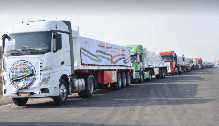 التموين تطلق القافلة الإغاثية الرابعة عشرة إلى قطاع غزة