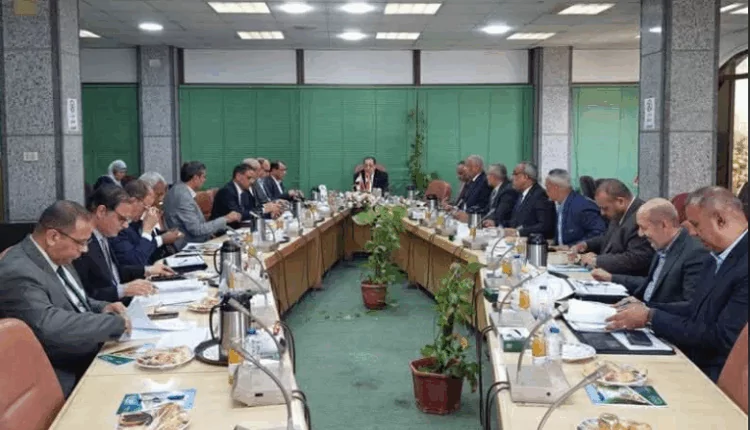 السكر والصناعات التكاملية تستعرض استعدادات المصانع لموسمي القصب والبنجر 2026