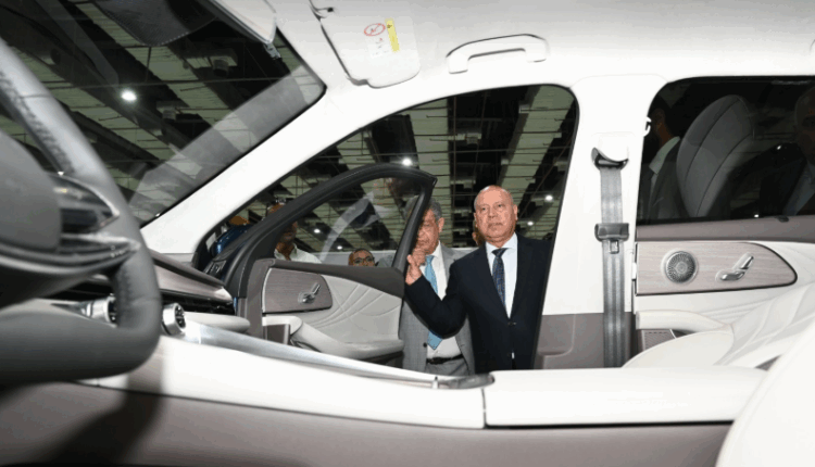 جريش لزجاج السيارات تطلب 24 ألف متر مربع لإقامة توسعات.. وكامل الوزير يوافق