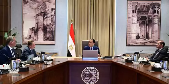 رئيس الوزراء: نتابع تنفيذ المخطط السياحي الإطاري للمنطقة المحيطة بهضبة الأهرامات