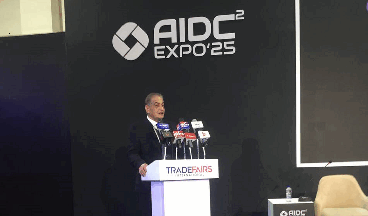 أسامة كمال: مصر تتحرك بقوة نحو تعزيز صناعة مراكز بيانات الذكاء الاصطناعي والحوسبة السحابية