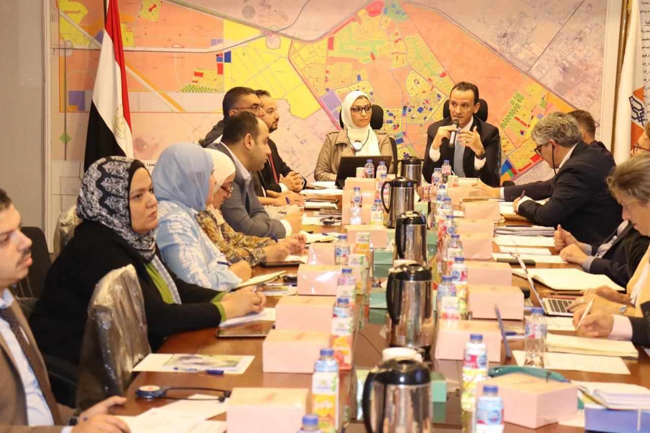 بعثة البنك الدولي ووزارة الاقتصاد السويسرية تزور مشروع الإدارة الحضرية بمدينة الشيخ زايد